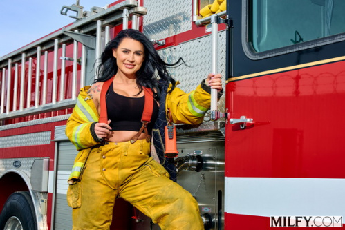 Milfy - Eva Angelina - Yes Chief (21.05.2025) poster